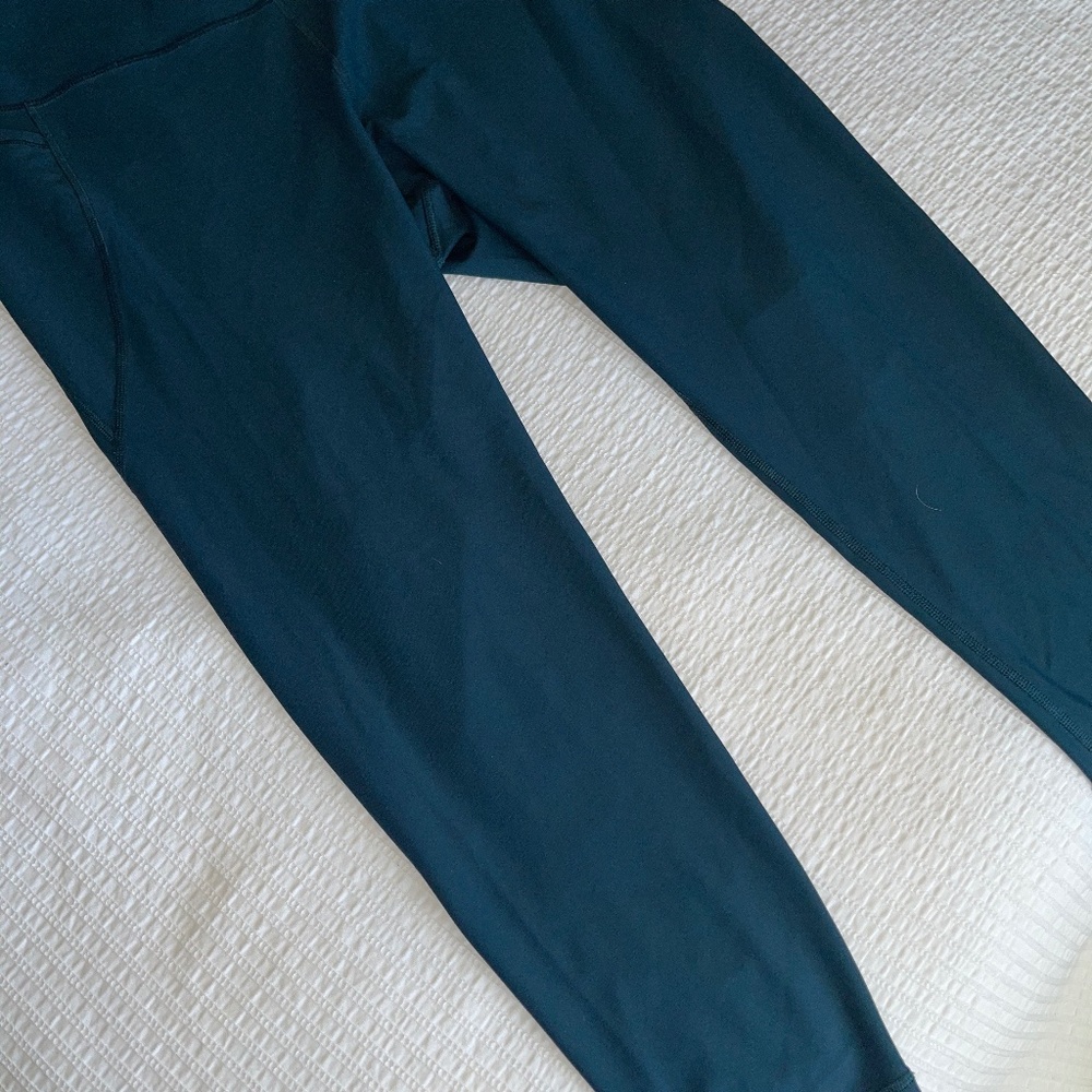 NWOT High-Waisted Elevate Powersoft 7/8-Length